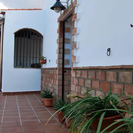 Comfortable House In With Barbecue And Parking Σπίτι διακοπών Γκουαδίξ
